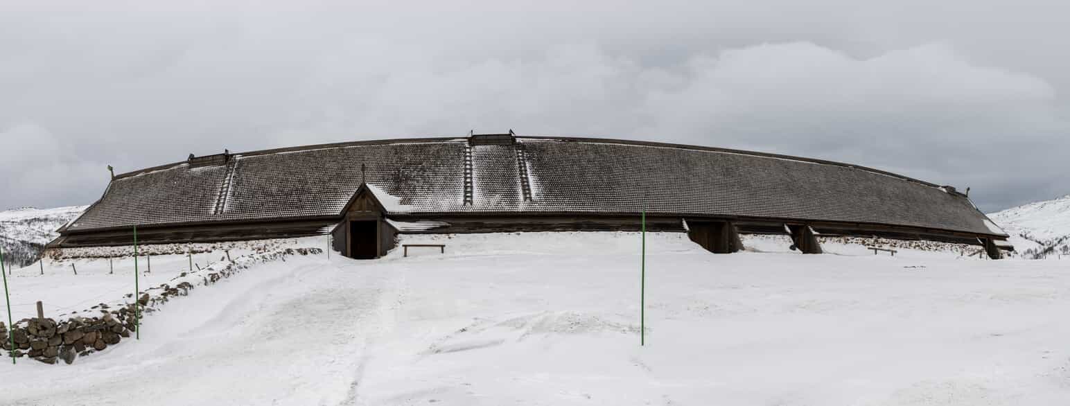 Det rekonstruerede langhus på Borg, vikingmuseet Lofotr