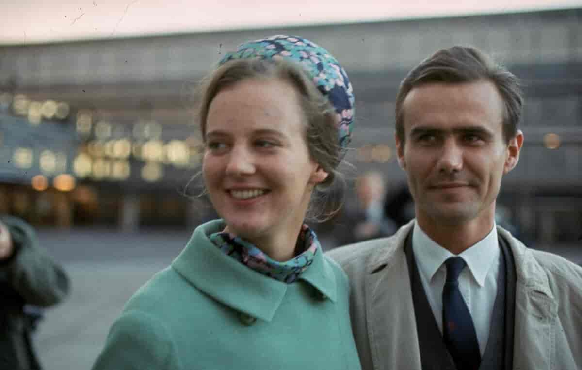 Prinsesse Margrethe og prins Henrik i lufthavnen