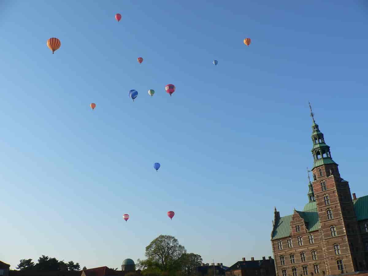 Ballonopstigning fra Rosenborg i 2011 i anledningen af 200-året Coldings første ballonopstigning