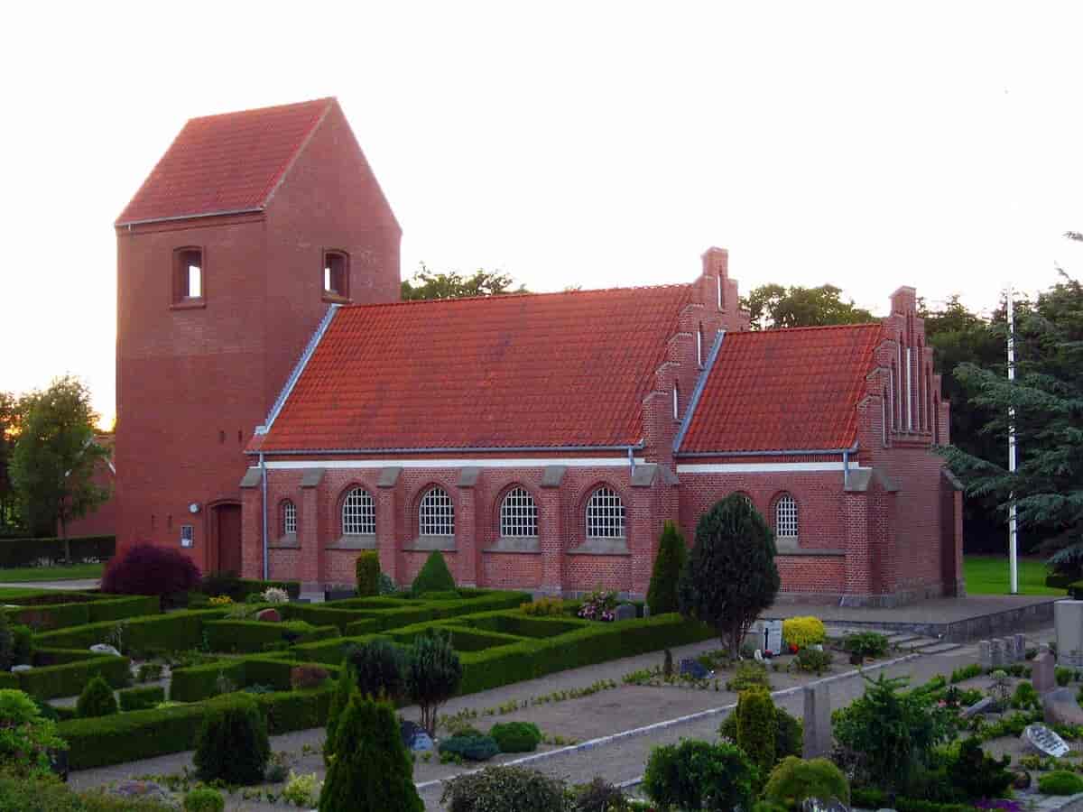 Dorf Kirke