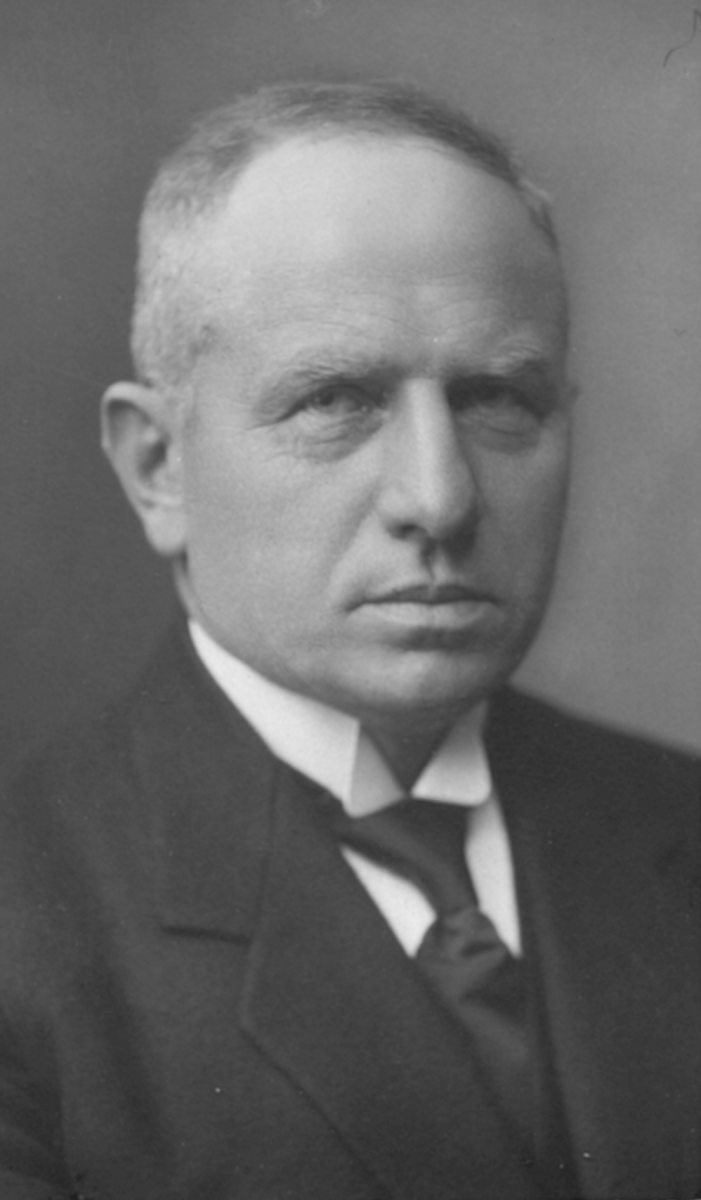 Søren Brorsen (1. juli 1875 – 17. februar 1961)