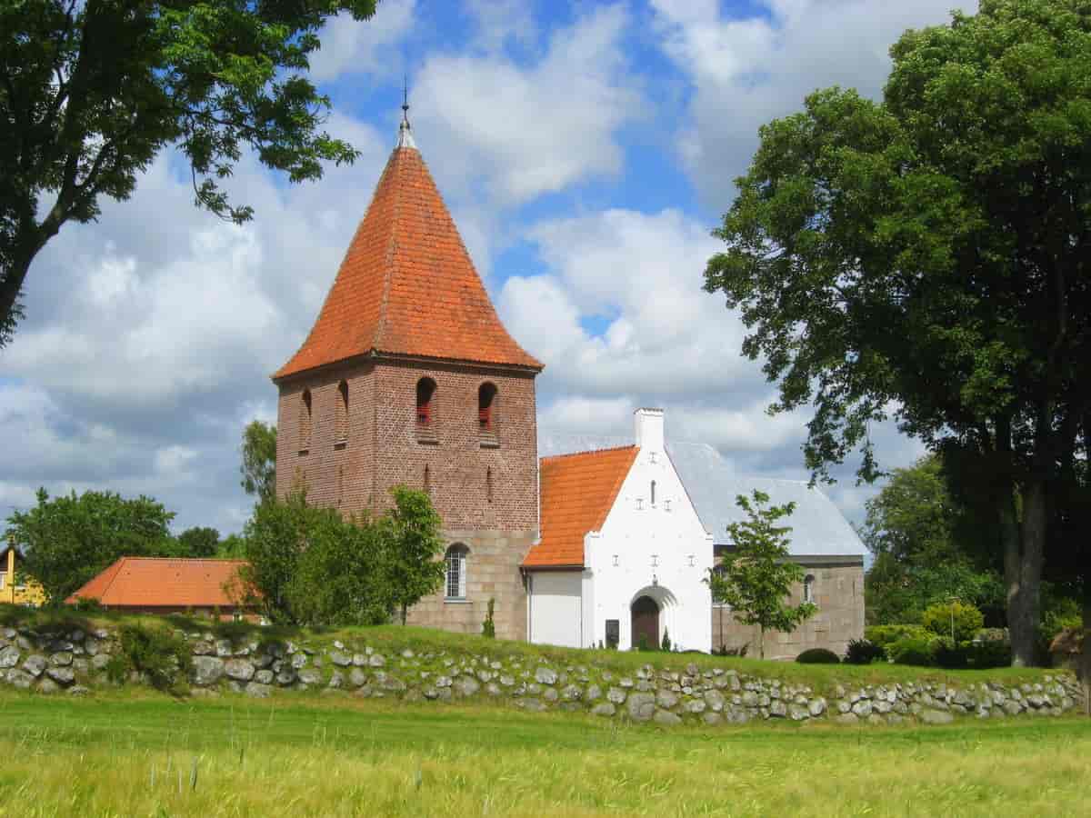 Hallund Kirke