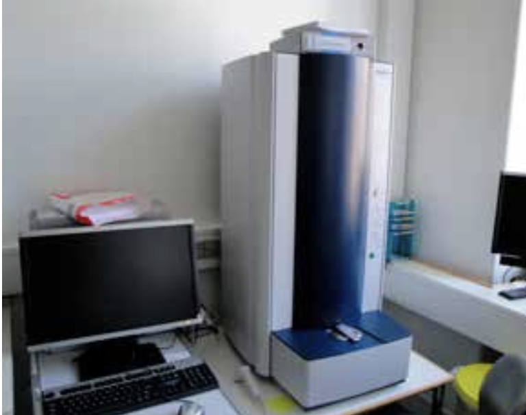 Massespektrometri med MALDI-TOF instrument til identifikation af bakterier