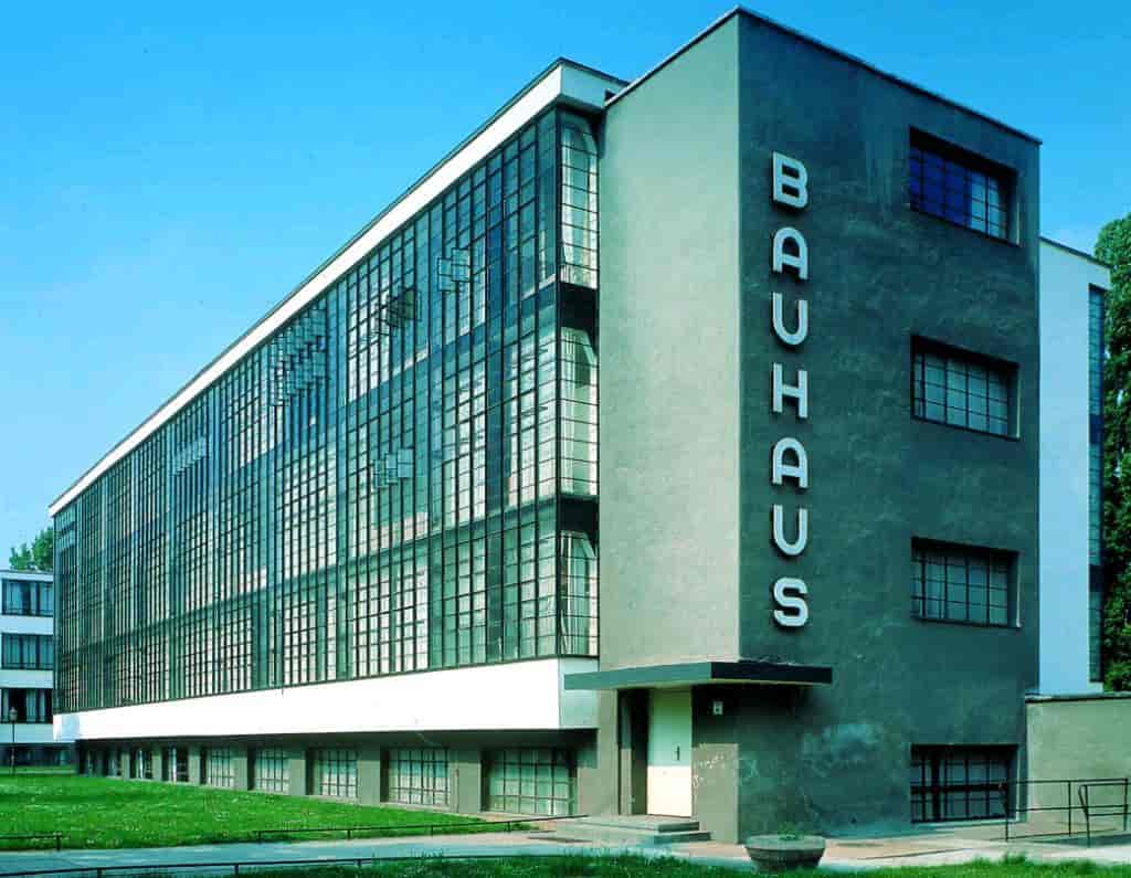 hoste Humoristisk temperatur Bauhaus - Tysk kunstskole oprettet i 1919 - lex.dk