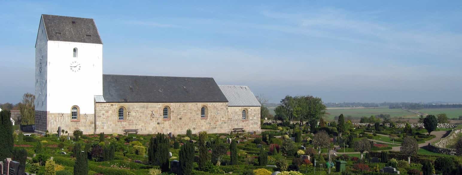 Torslev Kirke set fra sydvest