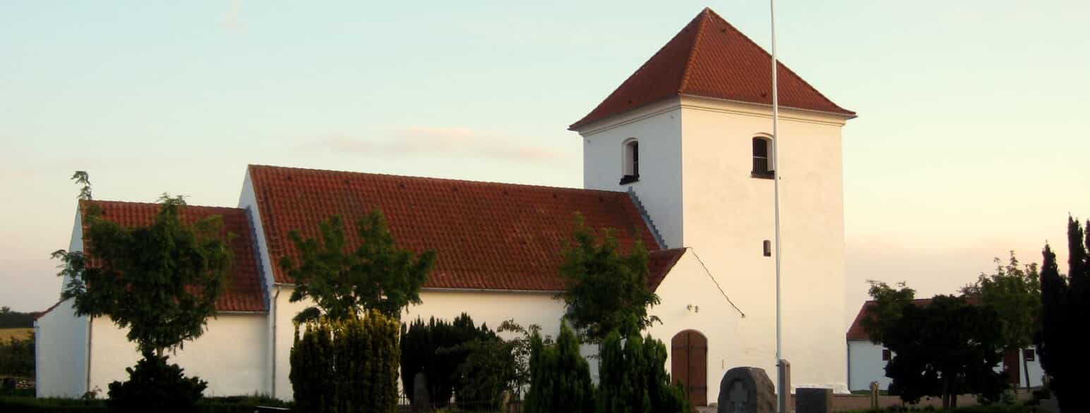 Gærum Kirke set fra nordøst