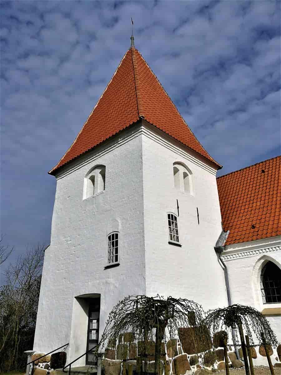 Avnede Kirke