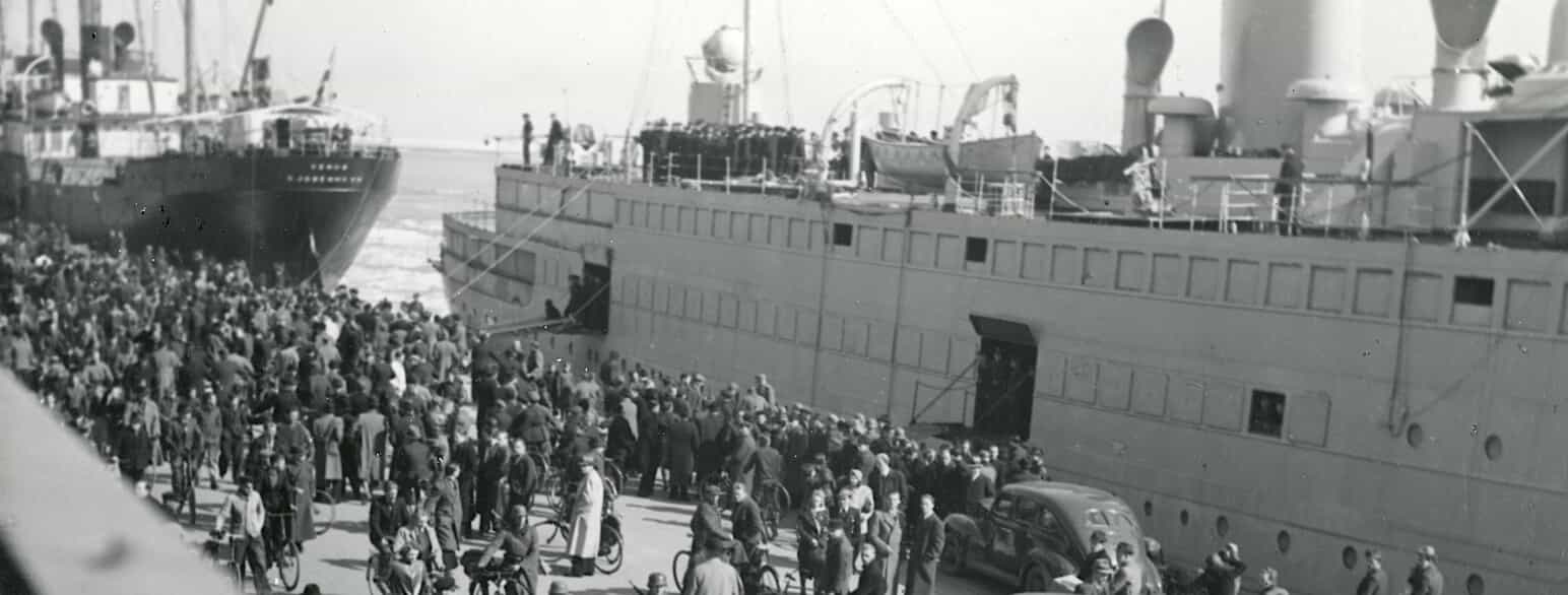 Det tyske troppetransportskib Hansestadt Danzig sejlede ind i Københavns Havn og lagde til klokken 4.20