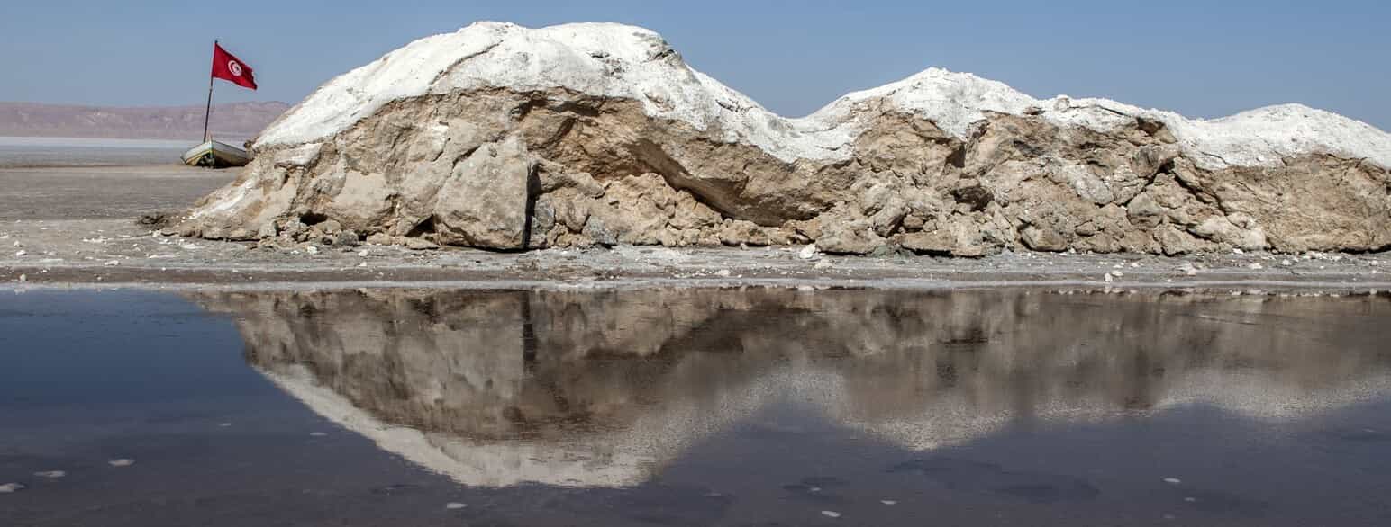 Chott al-Djerid fotograferet i en periode med vand i den ellers udtørrede saltsø.