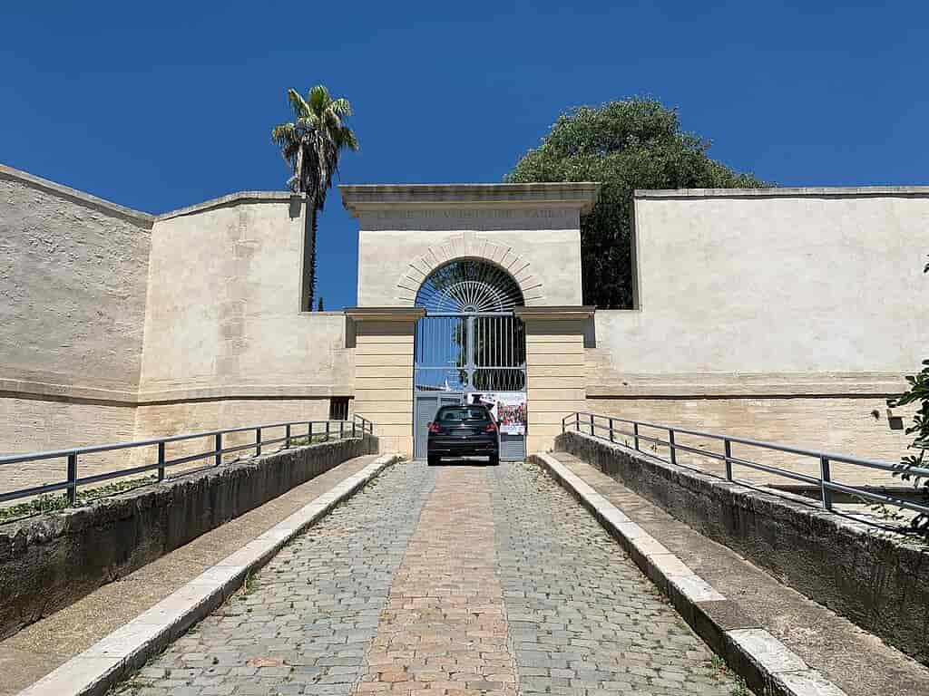 Indgangen til Fort Vauban i Nîmes