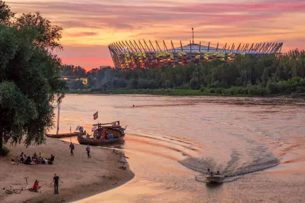 Floden Wisła i Polens hovedstad Warszawa