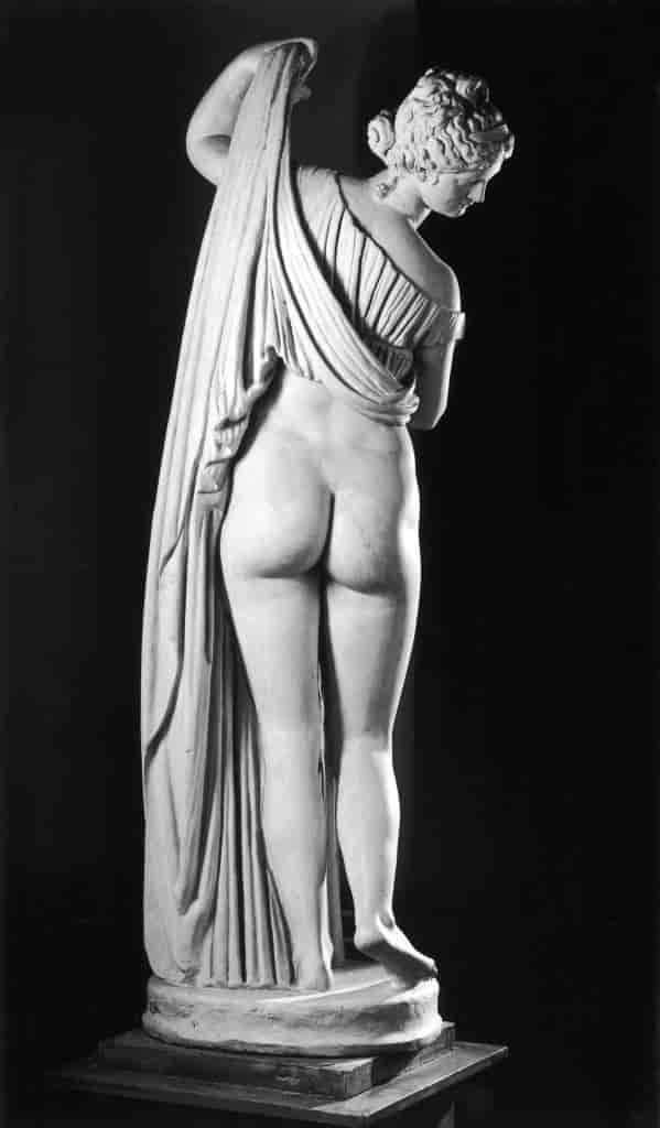 Afrodites Elsker I Græsk Mytologi