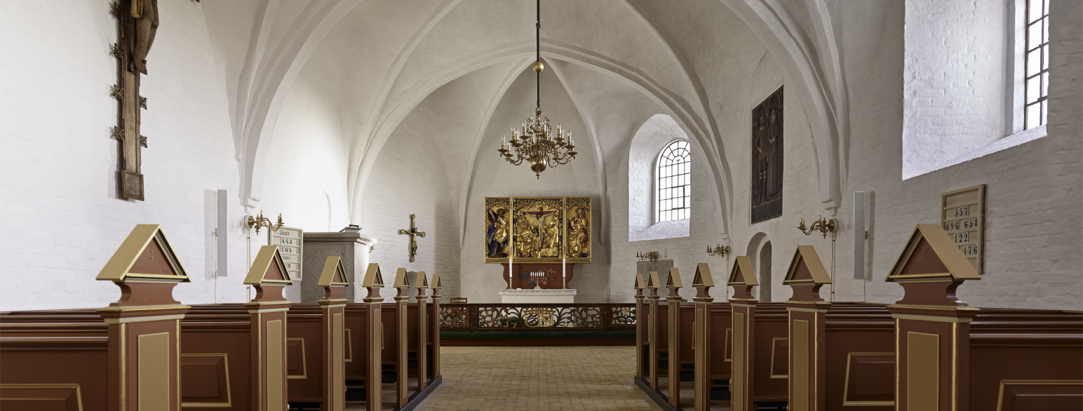 Interiør i Tirstrup Kirke