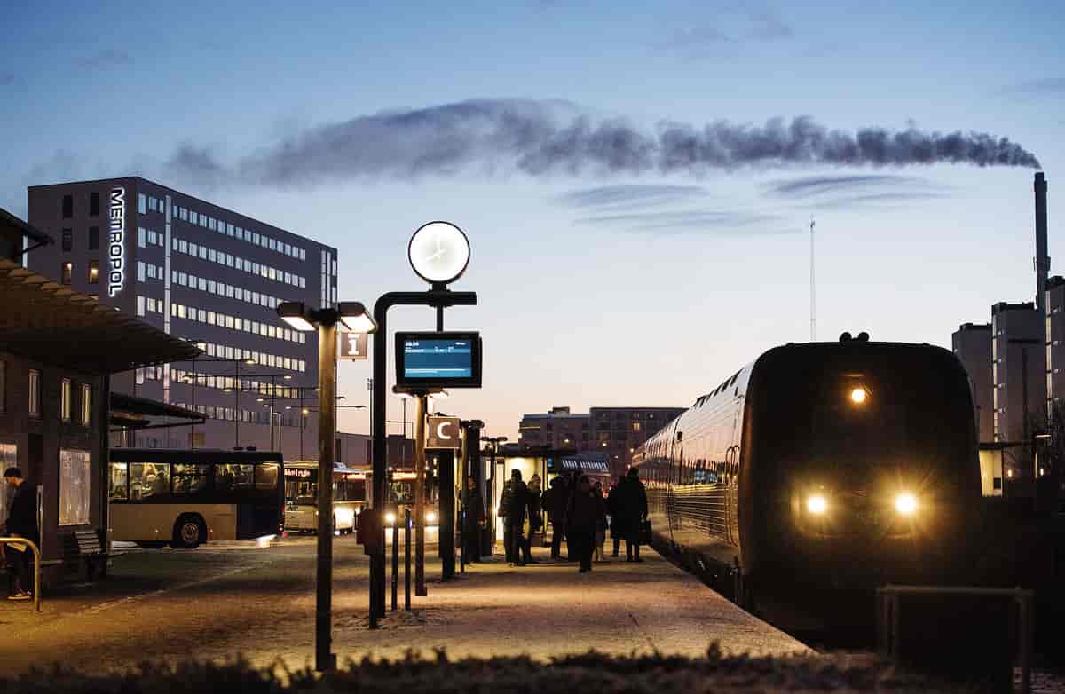 Togrejsende ved Hjørring Station