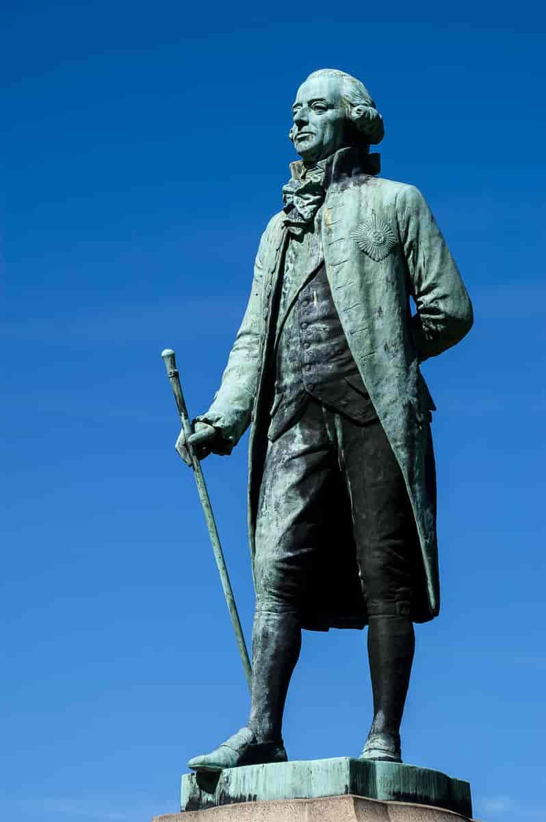 Statue af A. P. Bernstorff