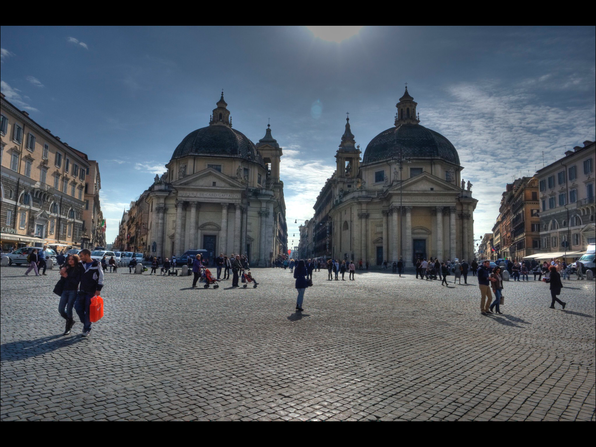 Piazza del Popolo med tvillingekirkerne.