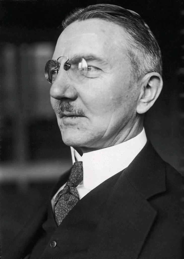 Hjalmar Schacht